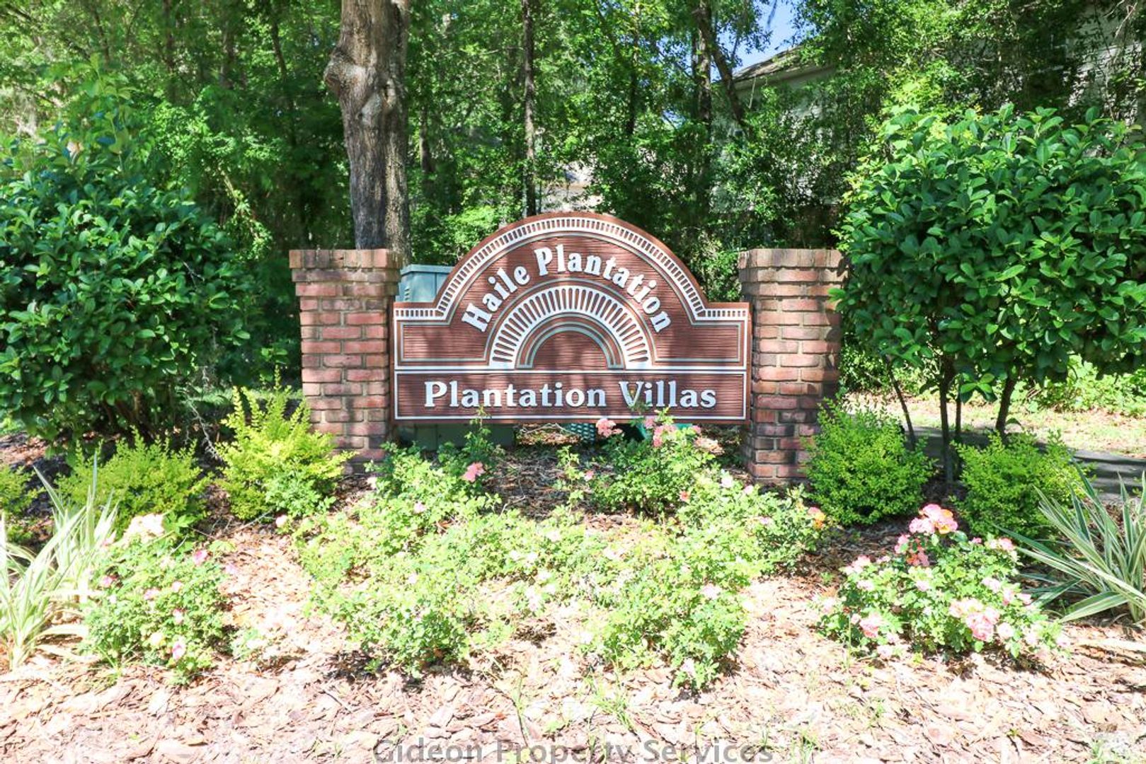 Gainesville Townhome: 5206 SW 97th Way