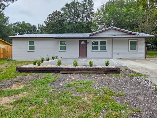 Renovated 3/2 in Plantation Hills in Alachua