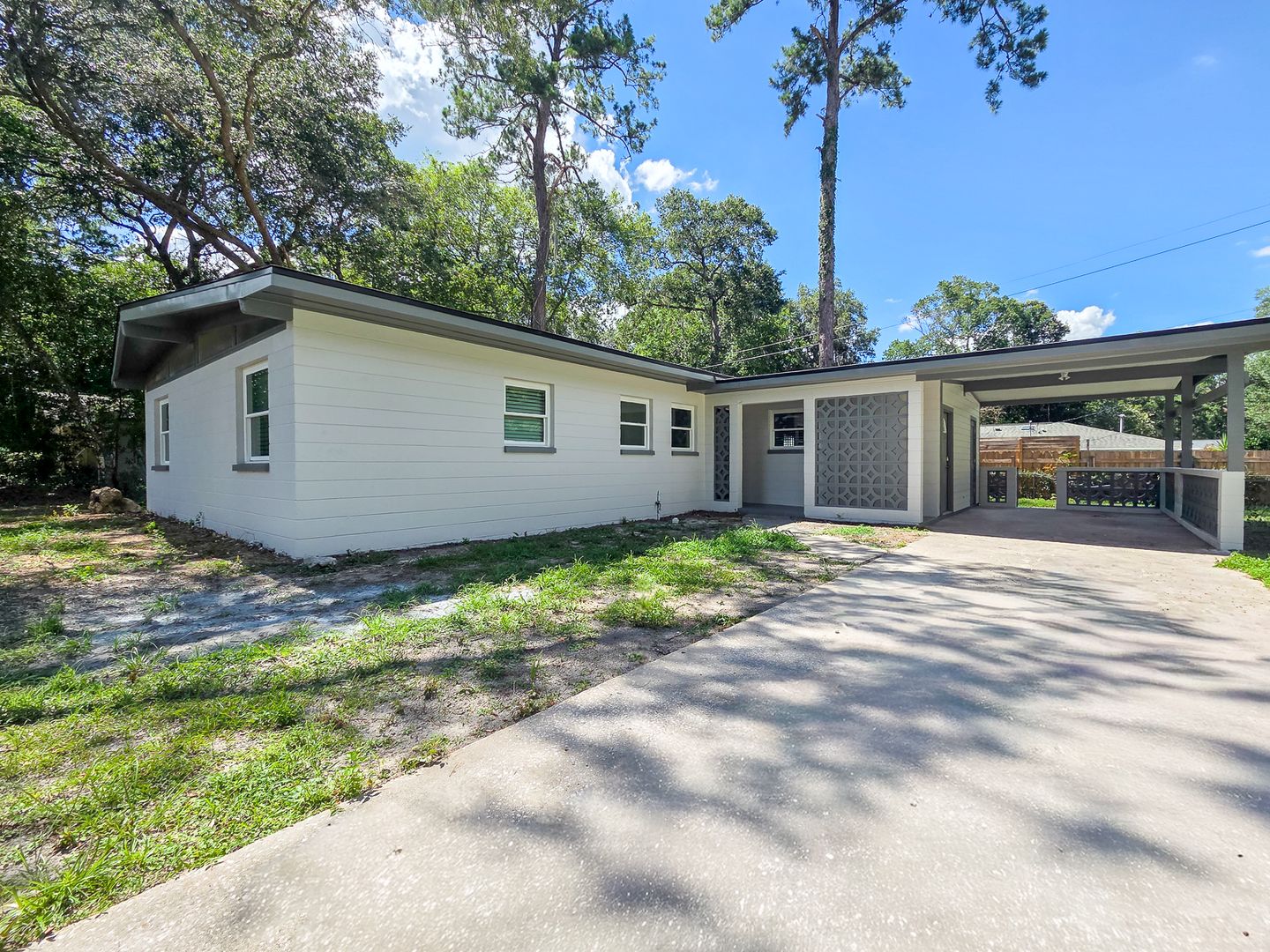 Gainesville House: 3702 NW 22nd Place