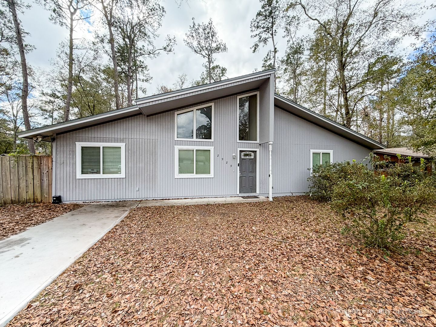 Gainesville House: 2929 NW 43rd Avenue
