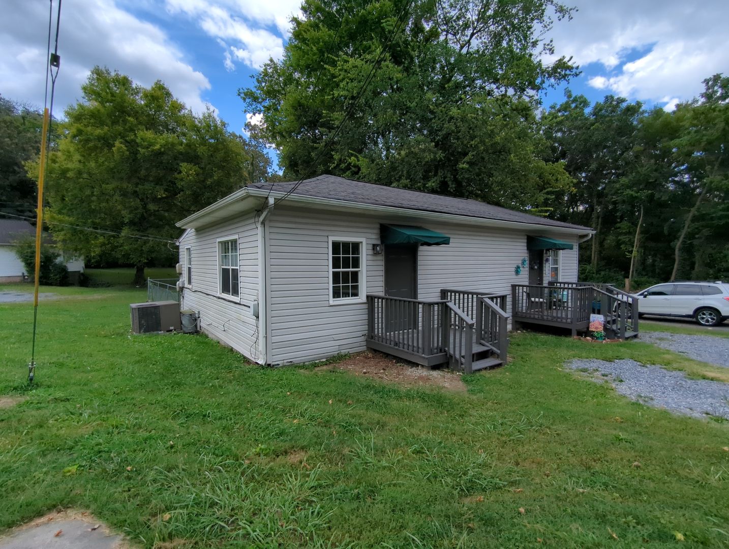 Rossville Apartment: 900 Carline Rd