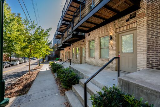 Downtown Studio – photo 1