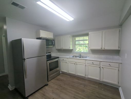 RED BANK 2 Bedroom