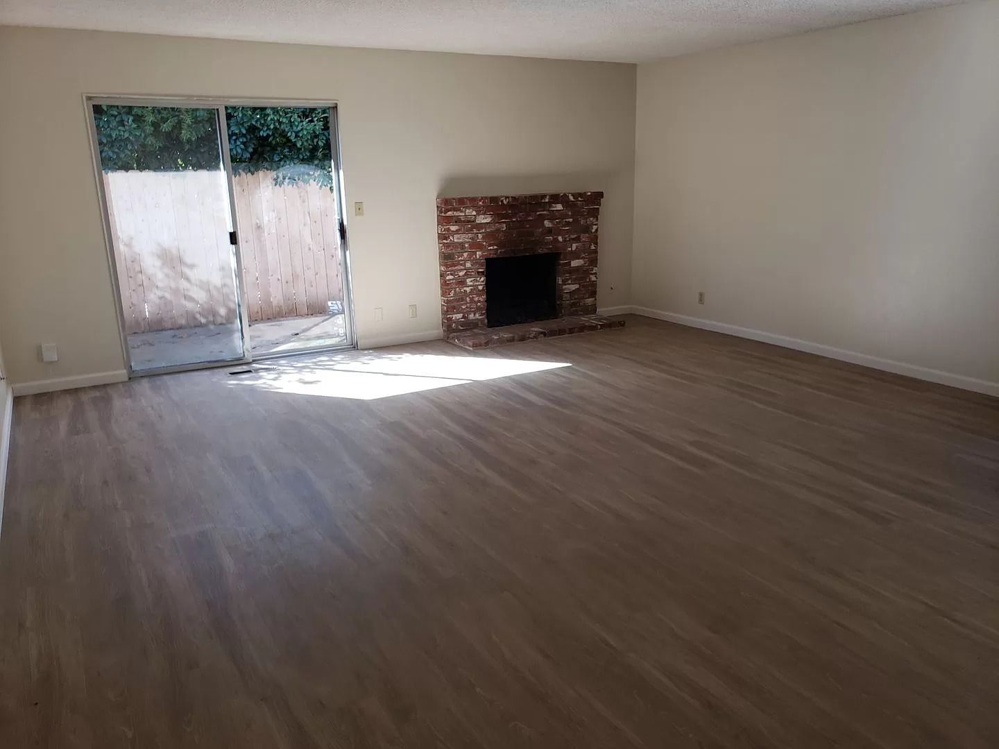 Chico Apartment: 1531 Downing Avenue