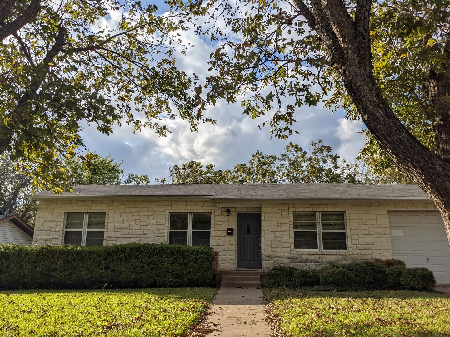 Temple House: 1902 S 35th