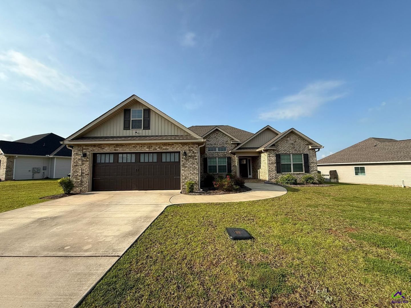 Warner Robins House: 313 Creek Ridge Drive