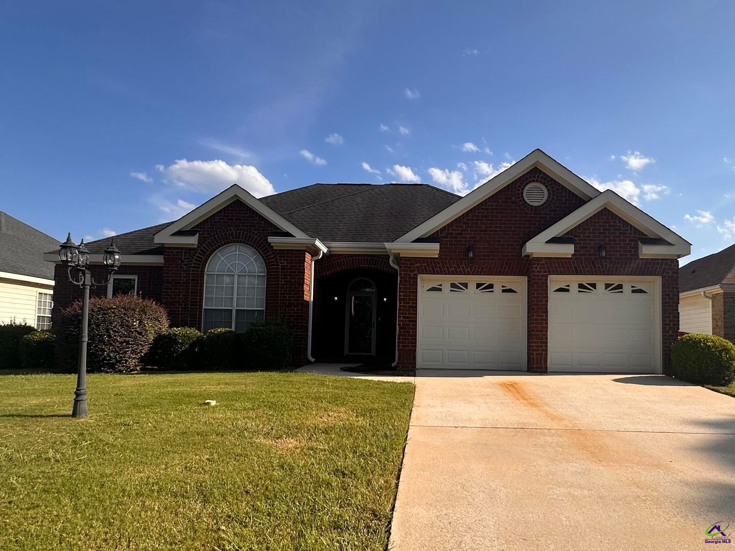 Centerville House: 107 Cottage court