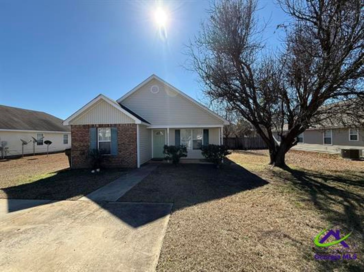 Bonaire House: 213 Strawbridge Lane