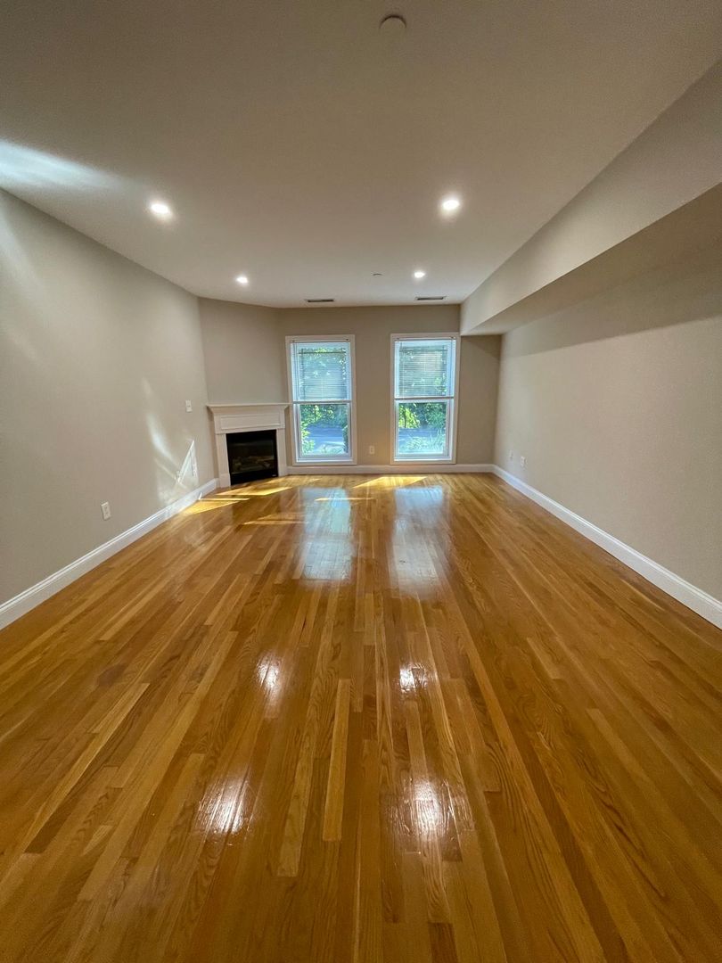 Winchester Apartment: 778 Main Street