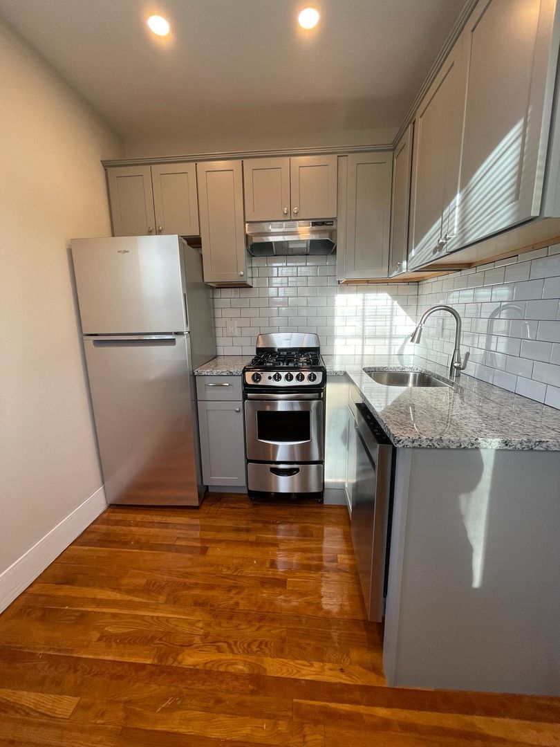 Arlington Apartment: 389 Mass Ave