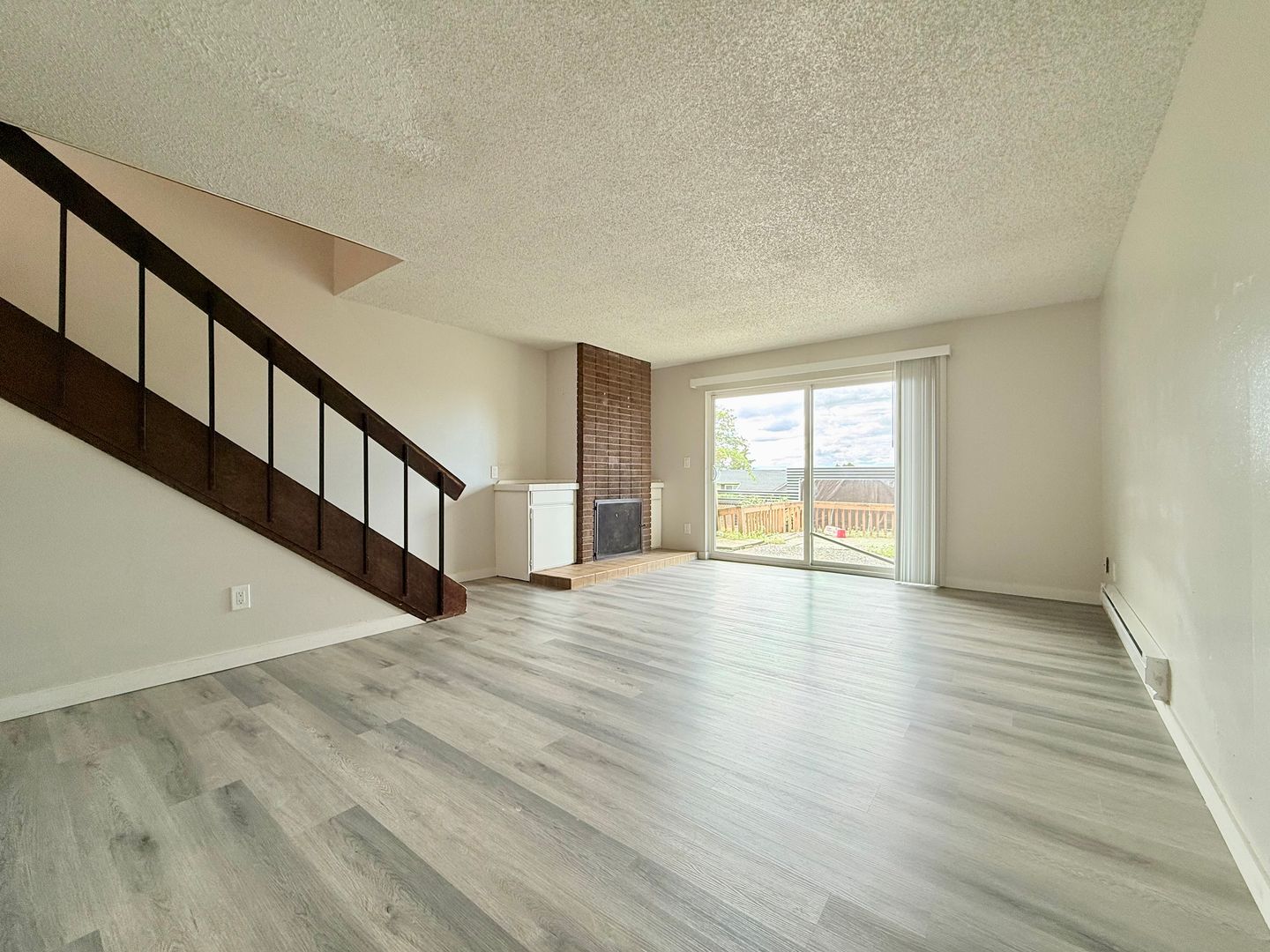 Kent Apartment: 308 Summit Ave. N.