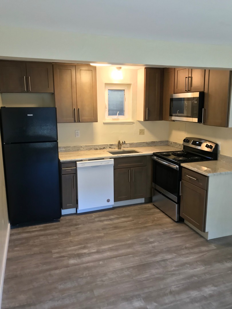 Seattle Apartment: 1215 Queen Anne Ave. N.