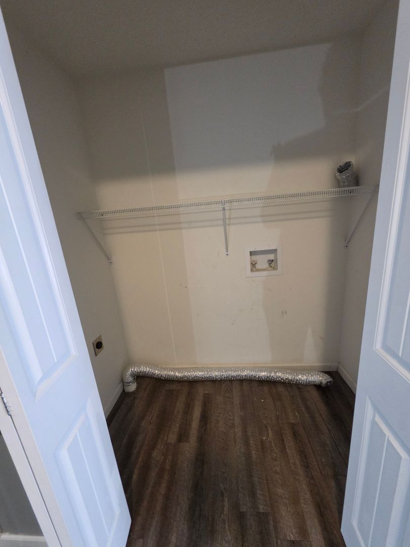Poplar Bluff Apartment: 201 Stella Ln.