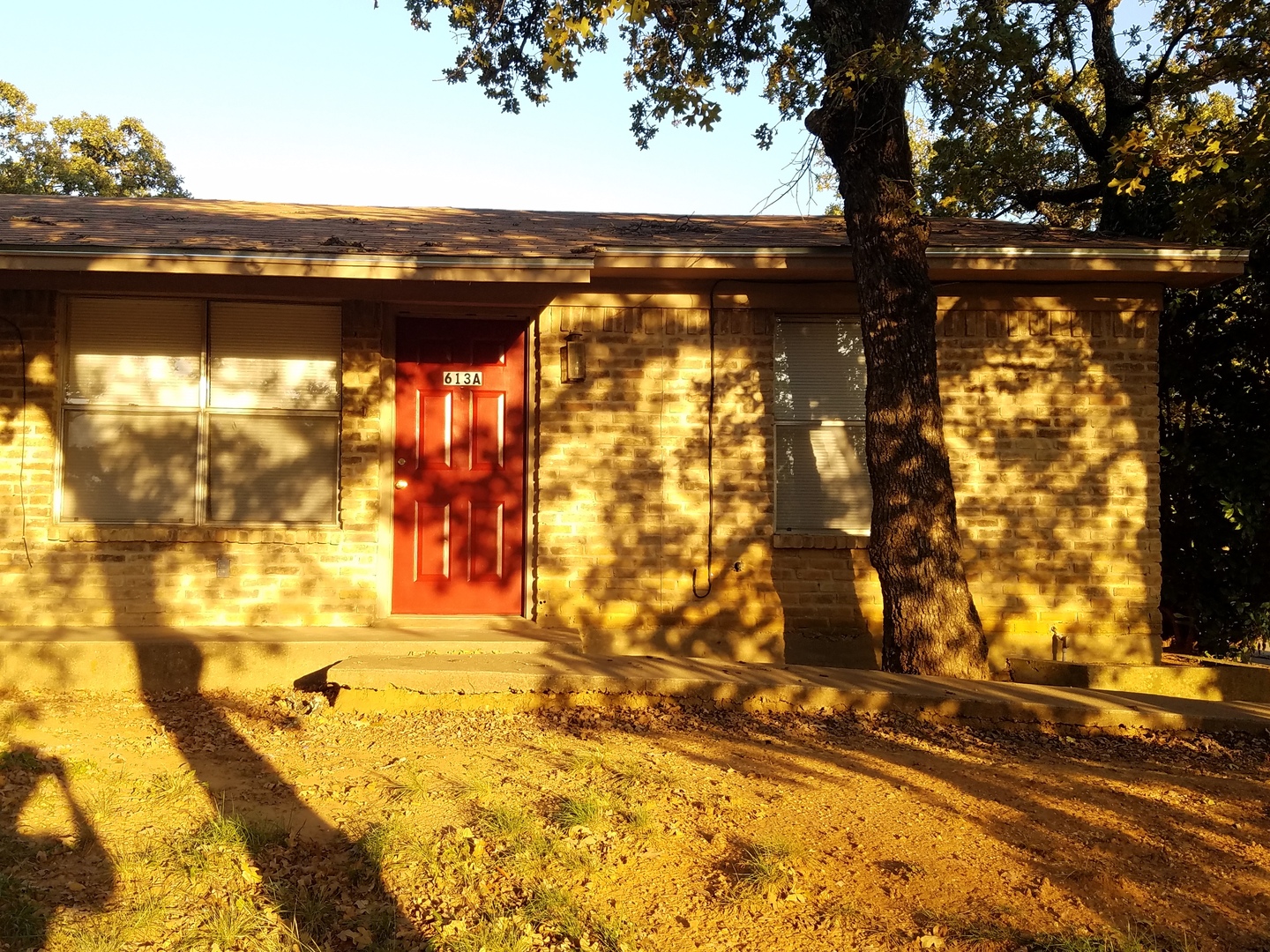 Keene Apartment: 613 Maurice St Apt A-B