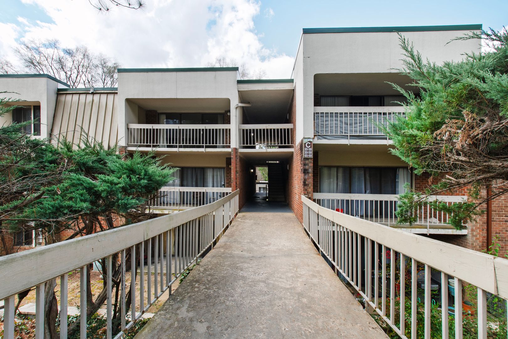 Chapel Hill Condo: 500 Umstead Dr