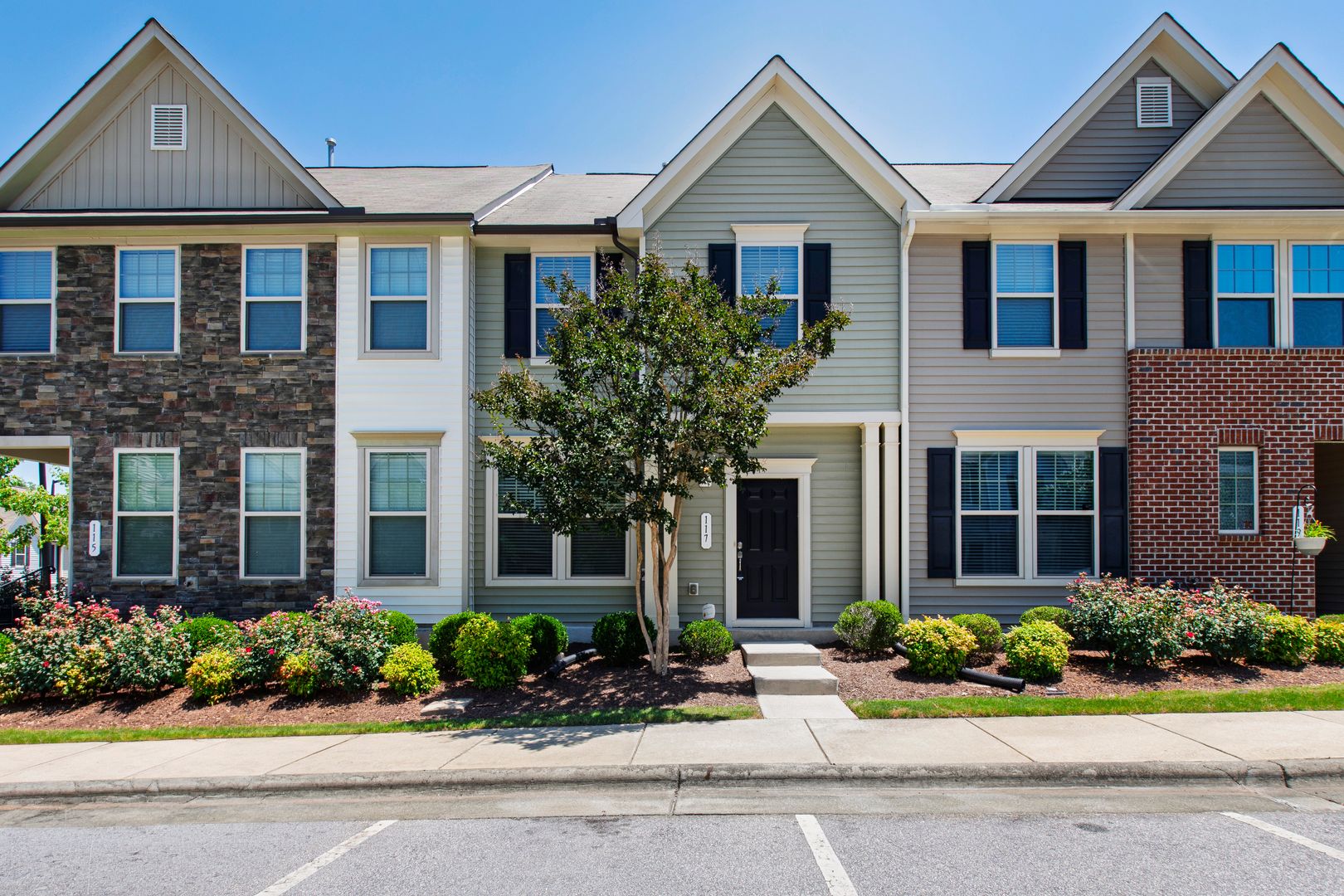 Durham Townhome: 117 Holly Berry Ln
