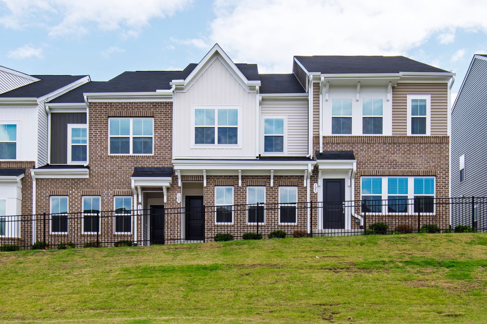 Garner Townhome: 125 Blue Melody Ave