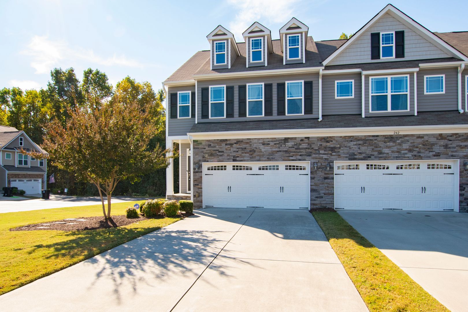 Clayton Townhome: 244 Wembley Drive