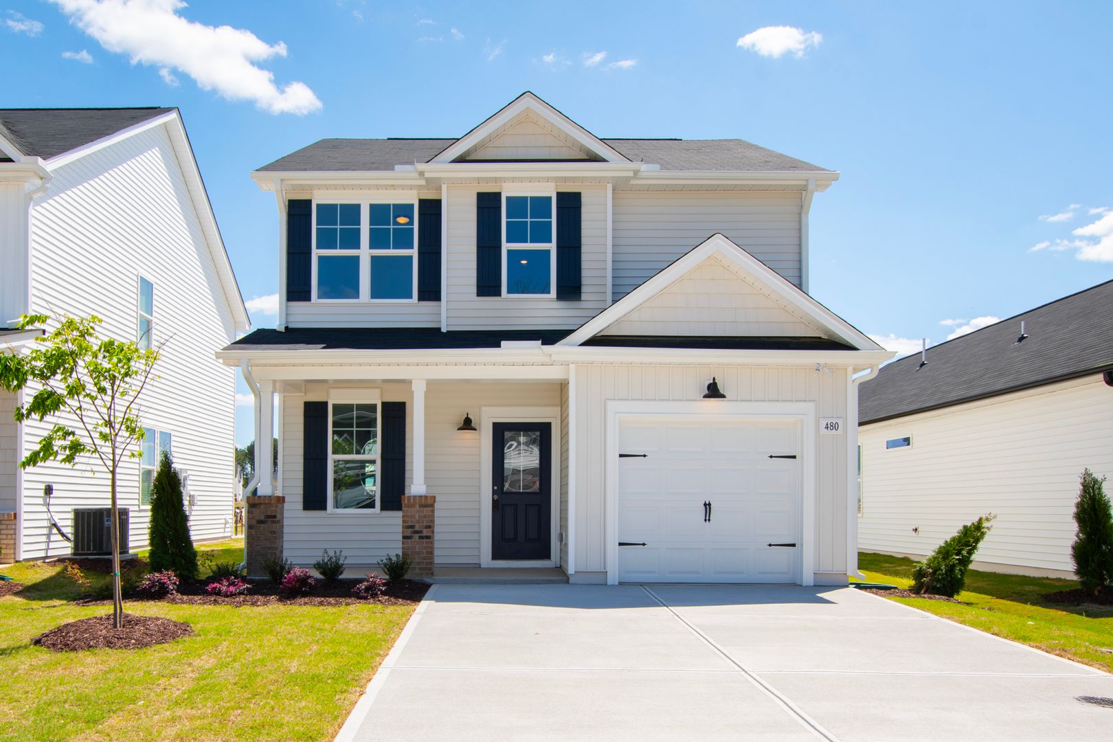 Modern Elegance: Luxurious New-Build Home in Smithfield