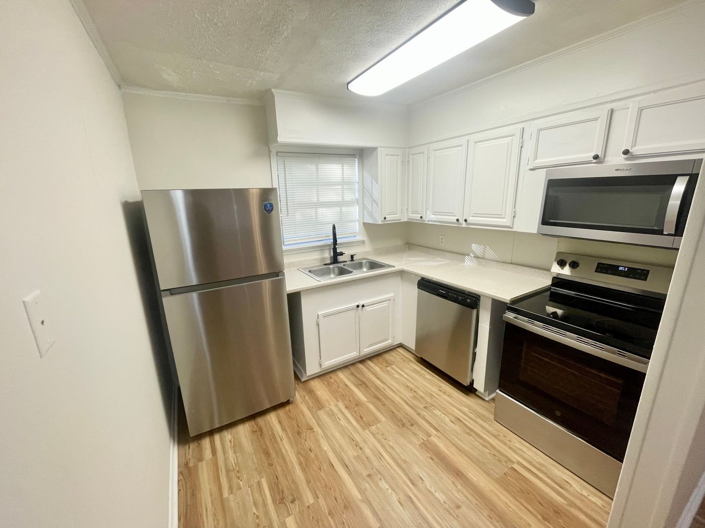 Brandon Apartment: 154 Crestview Cir