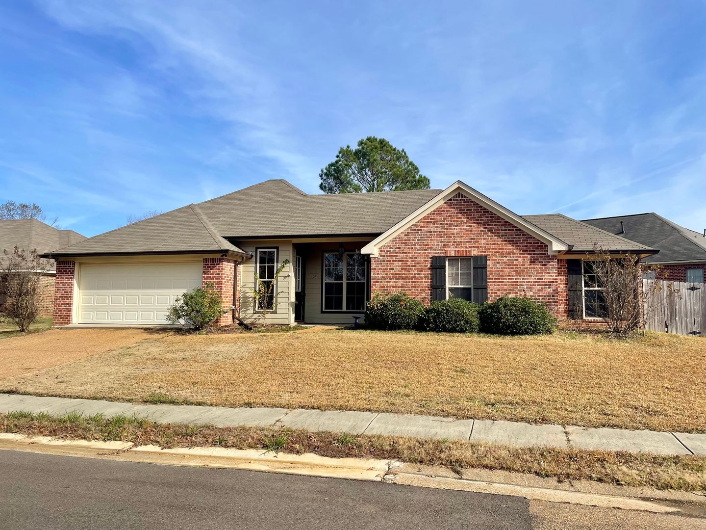 Canton House: 106 Harvey Cir