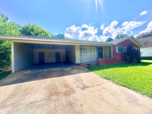 Beautifully Renovated 3-Bedroom Home in Downtown Brandon!