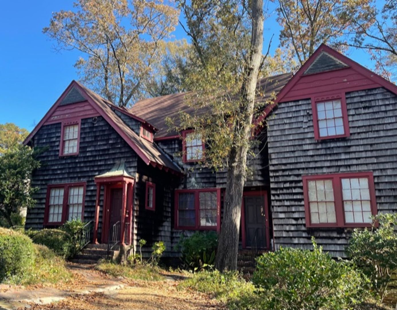 Jackson House: 1326 Peachtree St