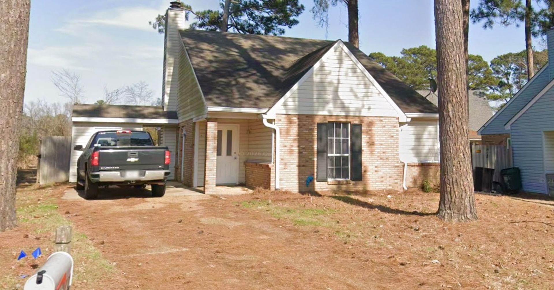 Madison House: 120 Hidden Crest