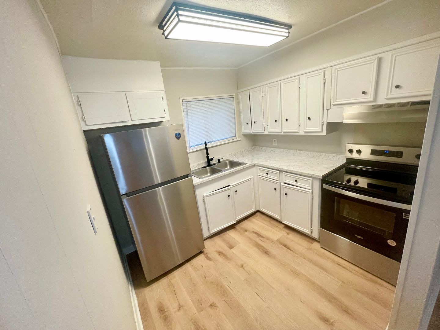 Brandon Apartment: 154 Crestview Cir