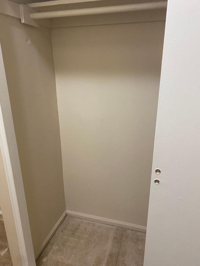 HARTFORD Apartment: 600 ASYLUM AVE