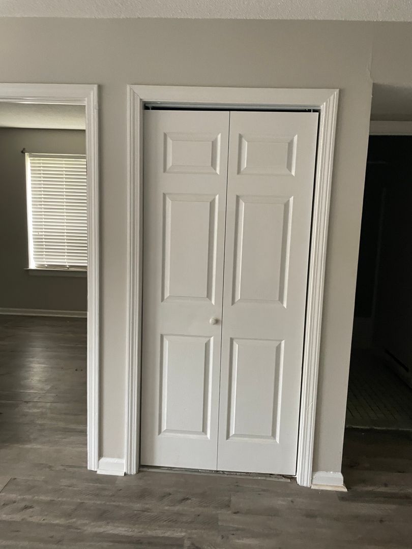 HARTFORD Apartment: 66 WEBSTER STREET