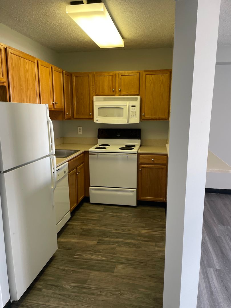 600A LLC 5 of 5