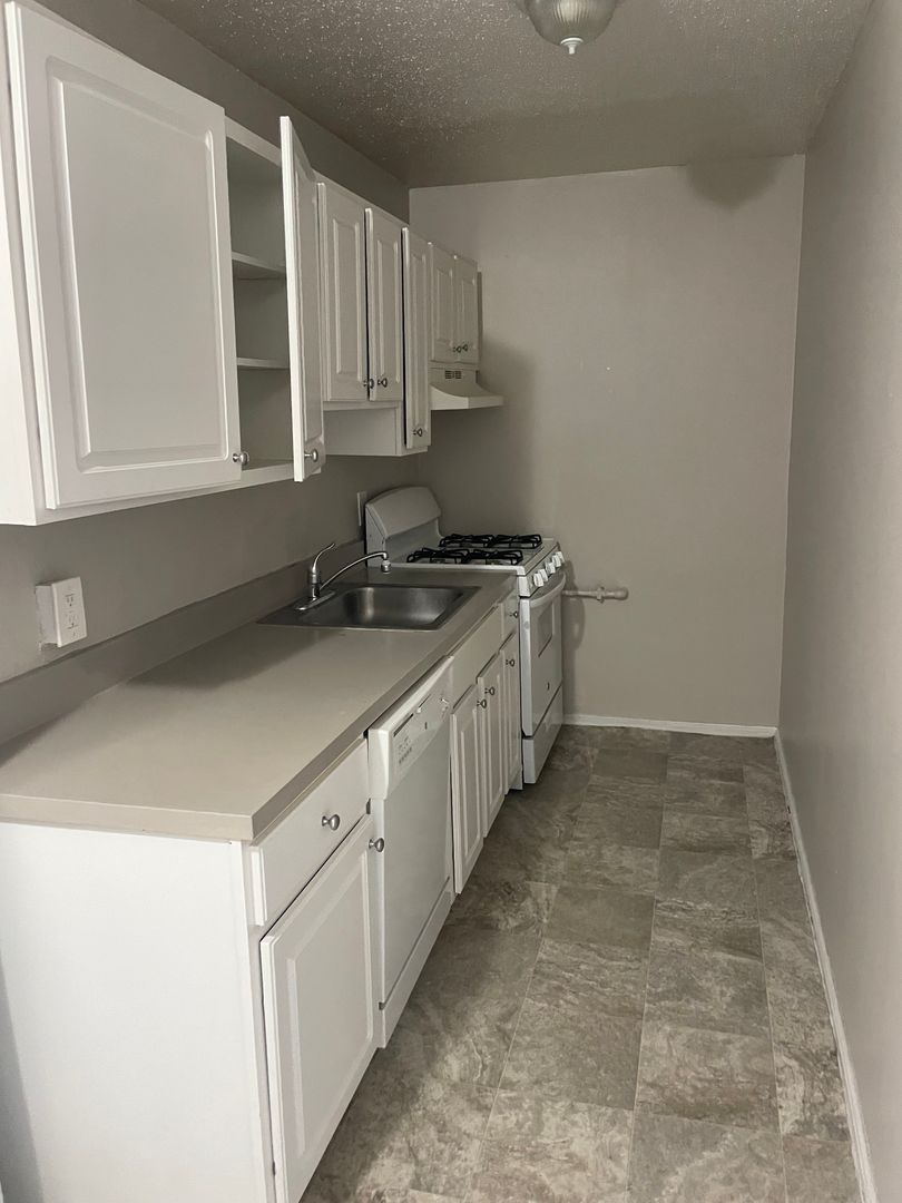 600A LLC 5 of 6