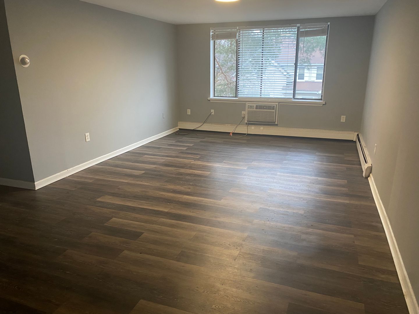 HARTFORD Apartment: 100 PROSPECT AVE