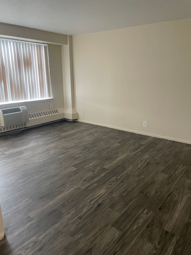 600A LLC 6 of 7