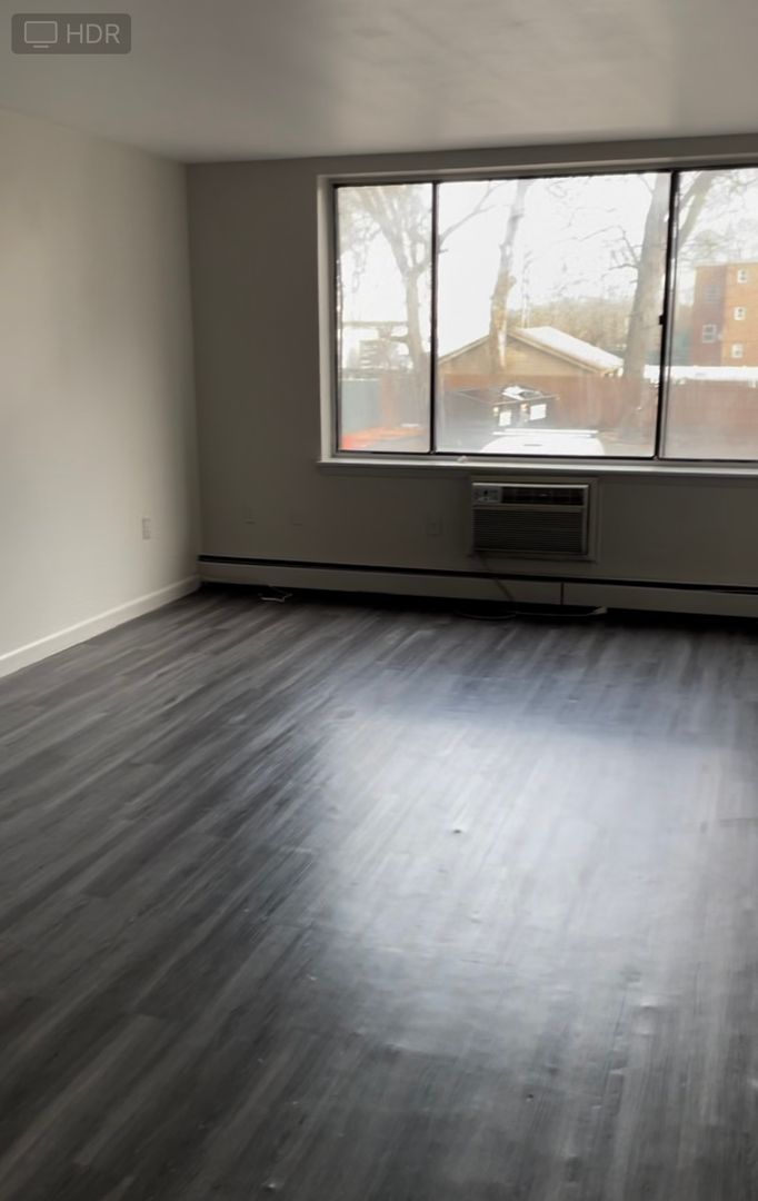 HARTFORD Apartment: 100 PROSPECT AVE