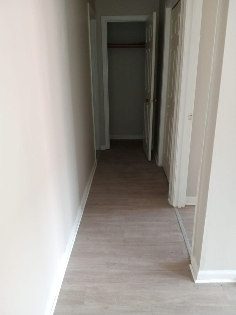 HARTFORD Apartment: 66 WEBSTER STREET