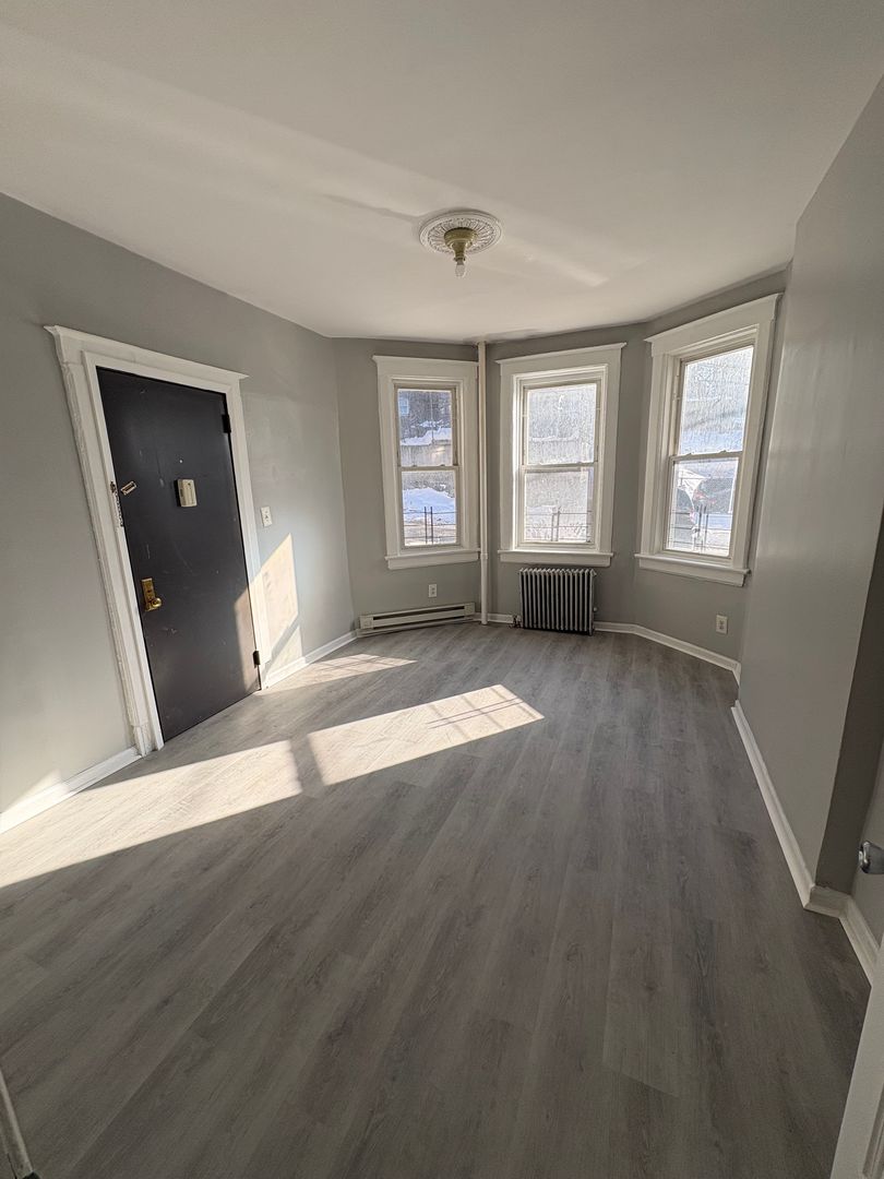 Yonkers Apartment: 41 Linden Street