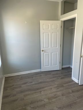 2 bedroom available DCA, SEC 8 welcome – photo 1