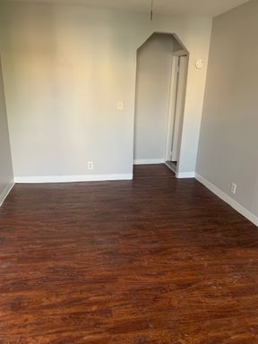 One bedroom apartment ready to move into today CVR,SECTION 8 welcome – photo 1