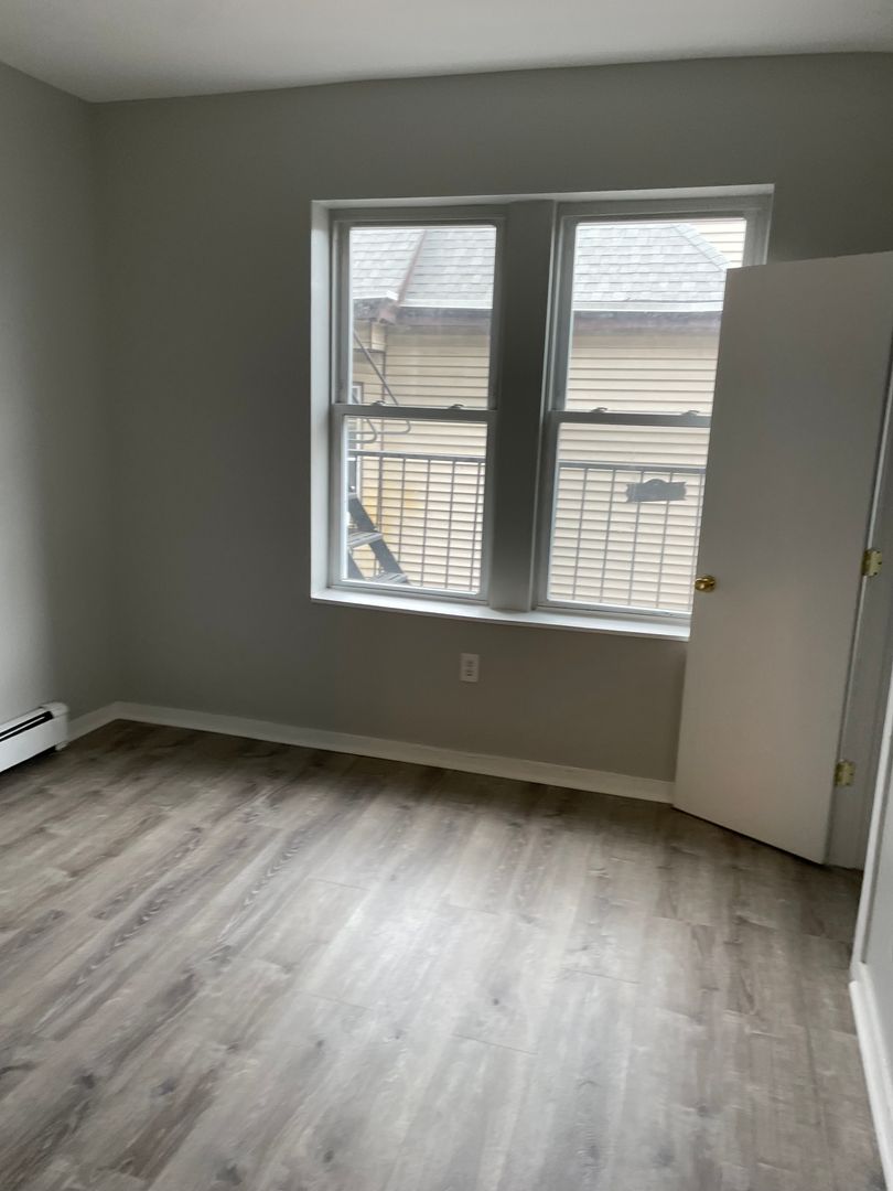 PASSAIC Apartment: 3 LUCILLE PLACE