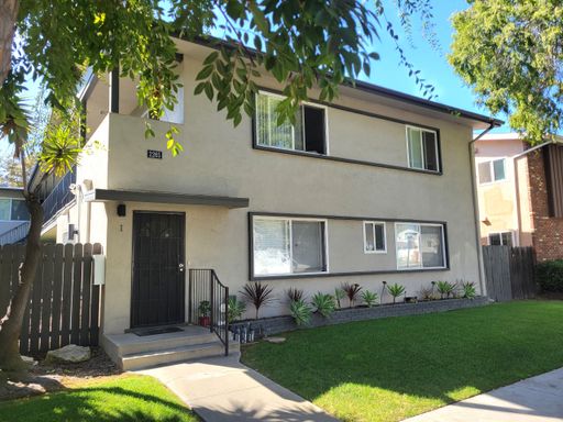 Charming 1 Bedroom 1 Bath Apartment in Los Altos – photo 1