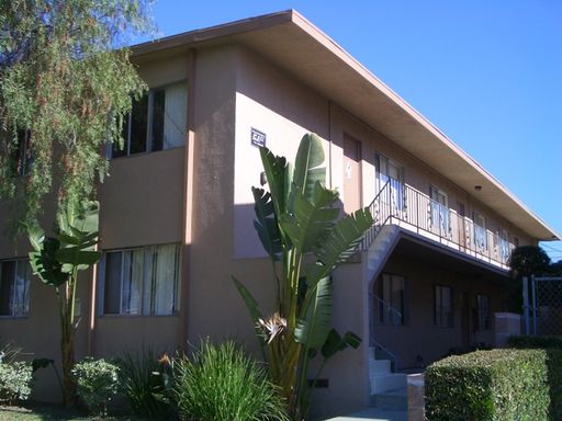 2638 Linden Ave., 4, Long Beach, CA 90806