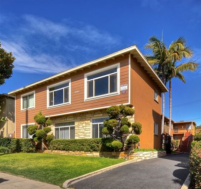 Charming 1 Bedroom 1 Bath Apartment in Belmont Heights – photo 1