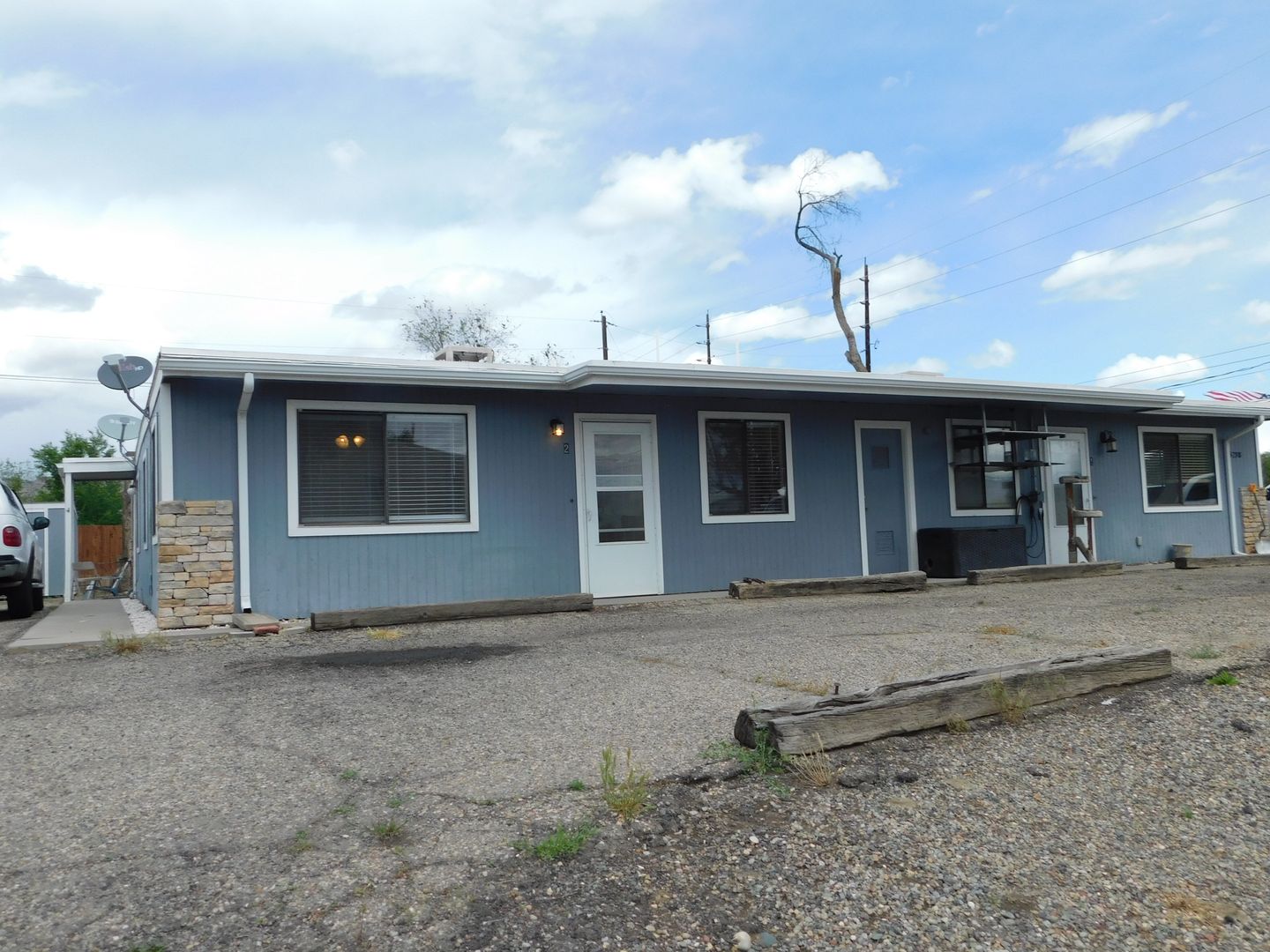 Clifton Apartment: 3298 Lombardy Lane