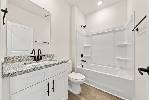 1328 Fairgrove Church Rd SE #101 , Conover, NC 28613 — photo 16