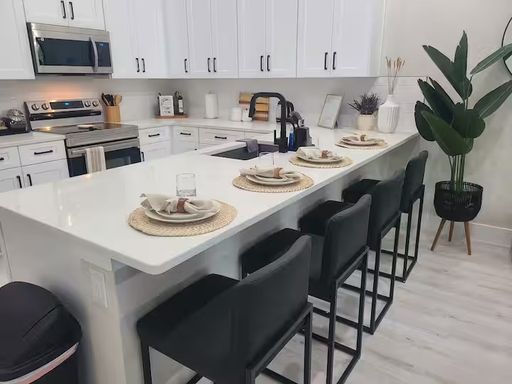 377 Bowman Ter, PORT CHARLOTTE, FL 33953 — photo 4