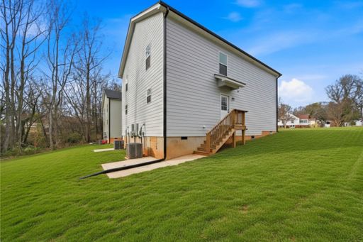 1702 8th Ave NE, Hickory, NC 28601 — photo 14