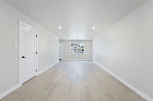 1702 8th Ave NE, Hickory, NC 28601 — photo 4
