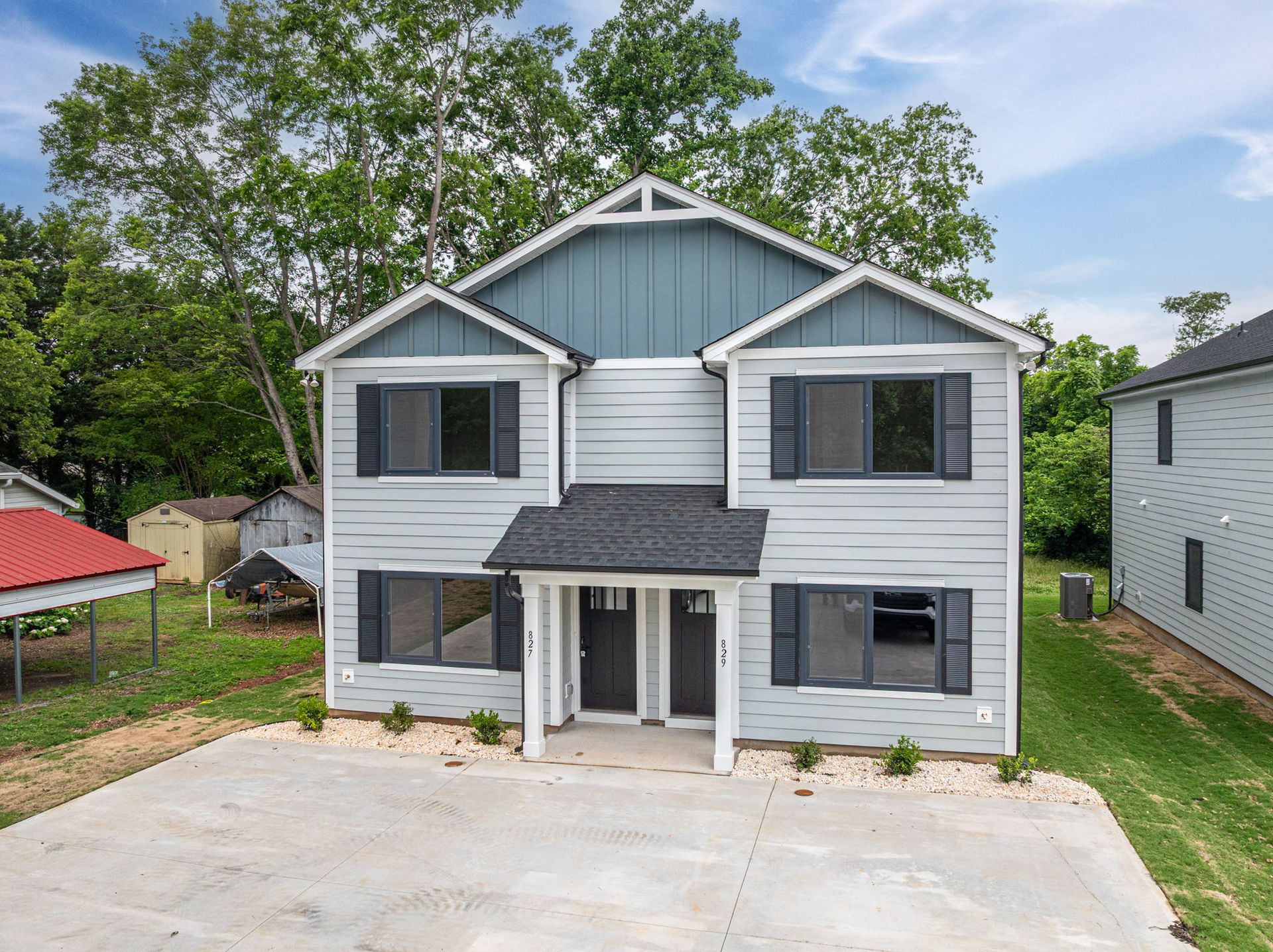Conover Townhome: 33rd St SE
